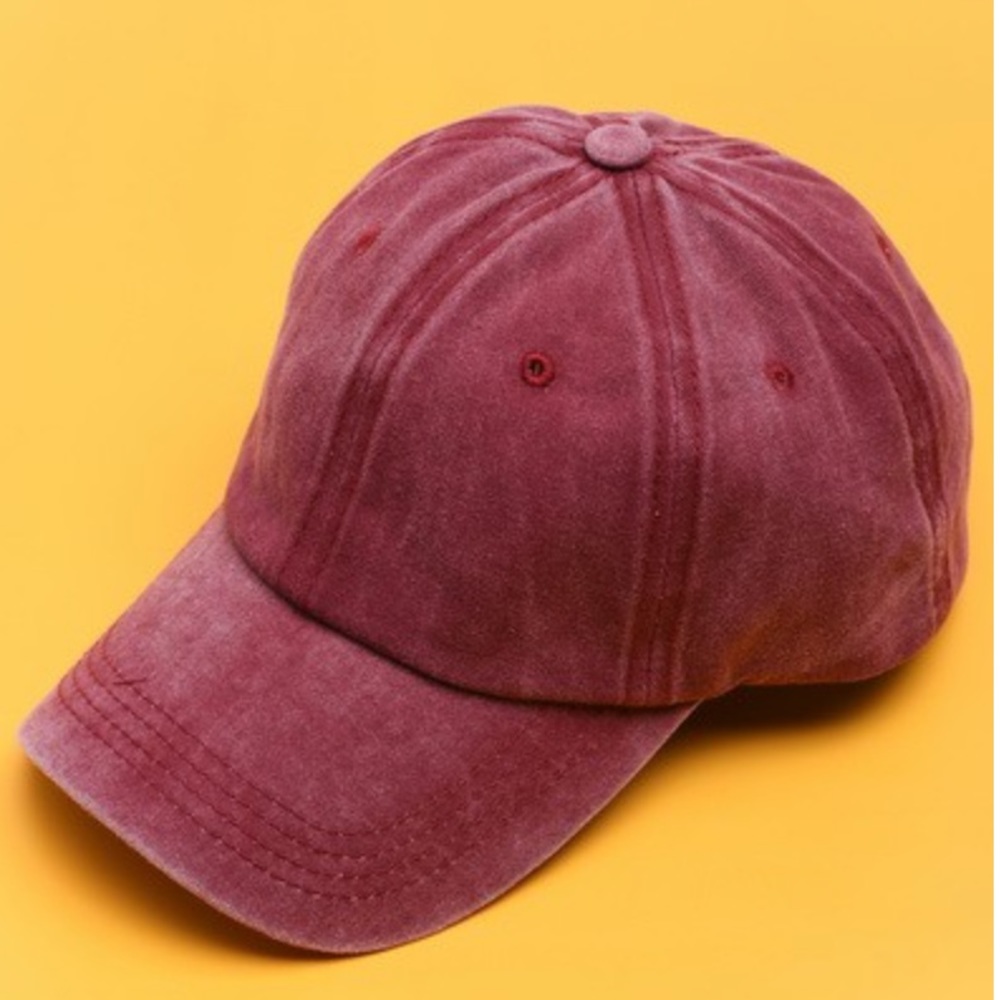 CLASSIC PLAIN VINTAGE WASHED BASEBALL CAP in Washed Maroon